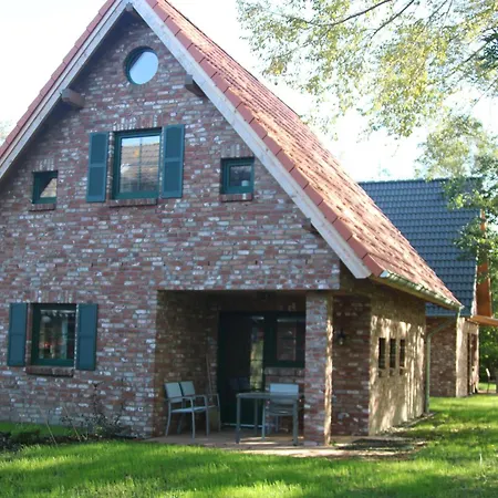 Lee Holiday home *