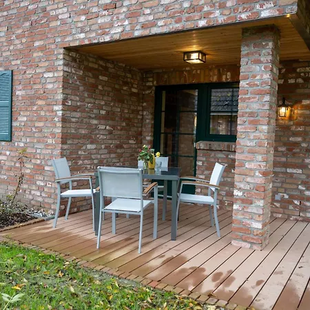 Lee * ペルヴォルム